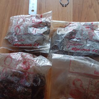 Anillos Seeger. Más de 0,8 kg y más de 1300 unidad