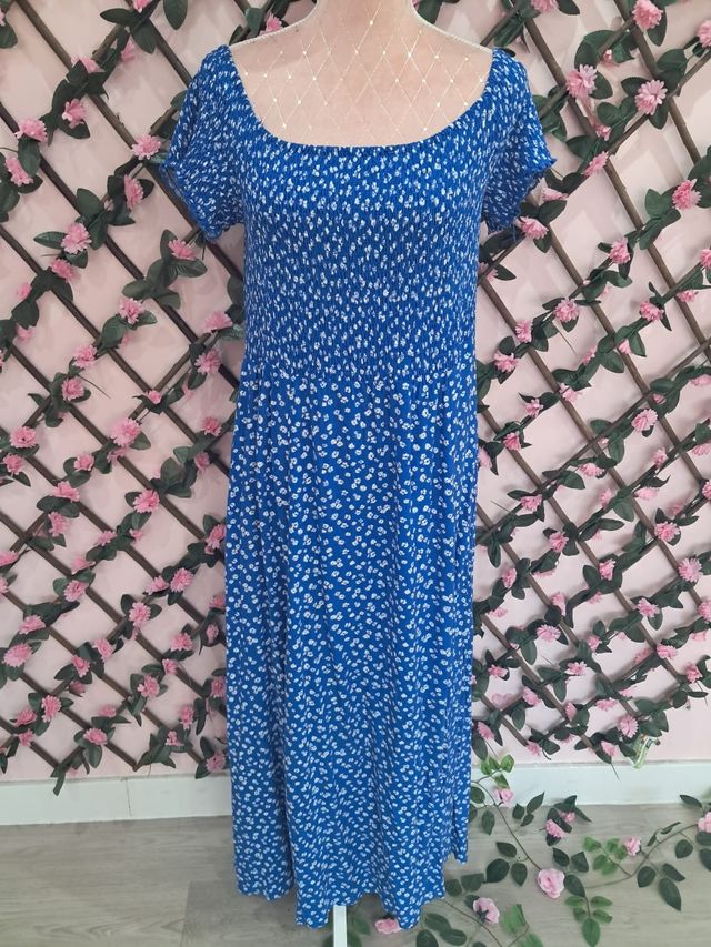 Vestido azul estampado flores