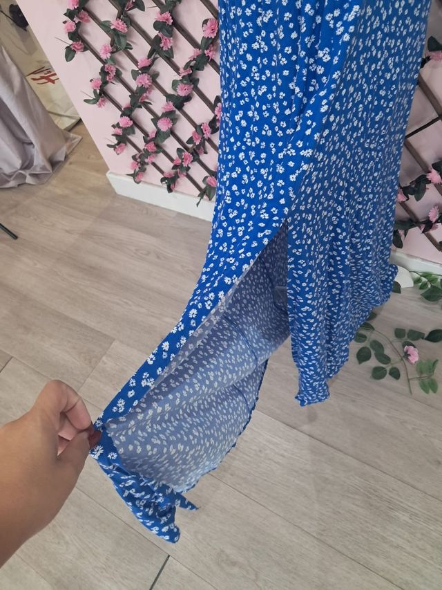 Vestido azul estampado flores