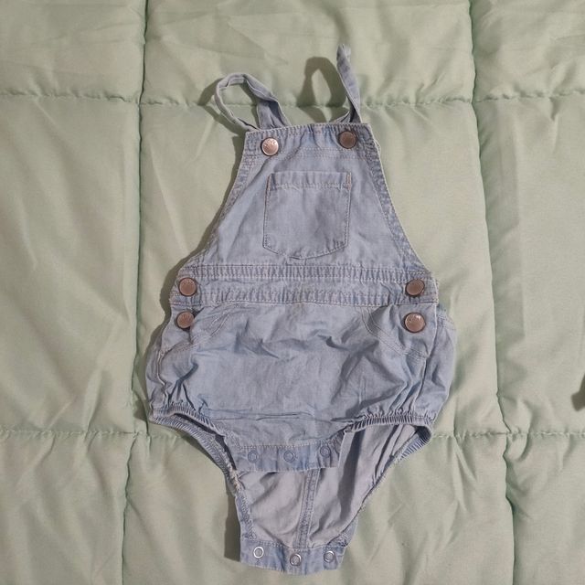 Dos petos bebé verano cuadros y vaqueros talla 6-9