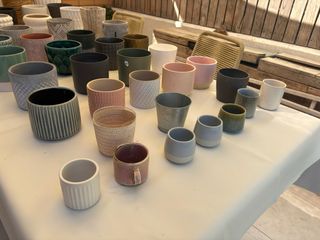 46 Macetas Cerámica y plastico - Varios Colores