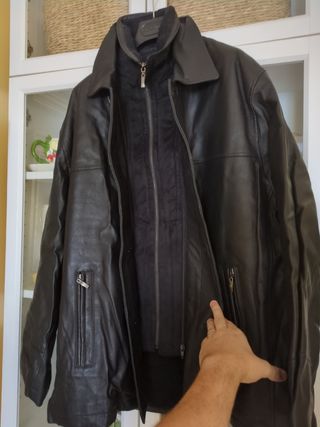 Chaqueta cuero negra caballero Talla 54. Nueva.