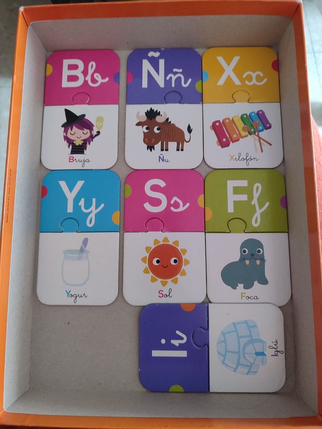 Puzzle abecedario (27 piezas)