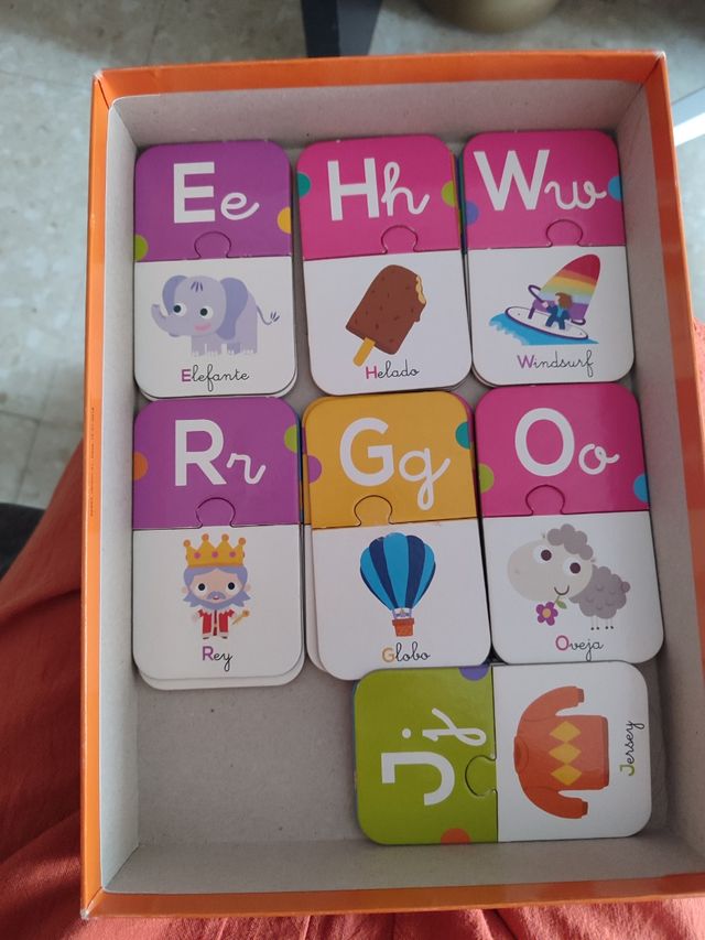 Puzzle abecedario (27 piezas)