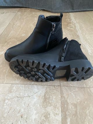 Botines negros de niña Crescendo  talla 34