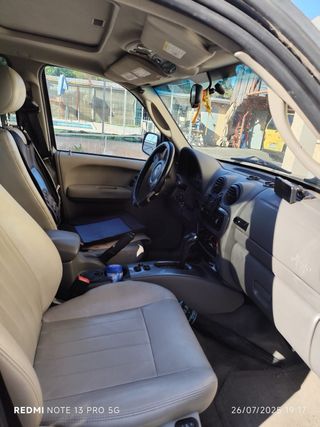Jeep Cherokee 2005