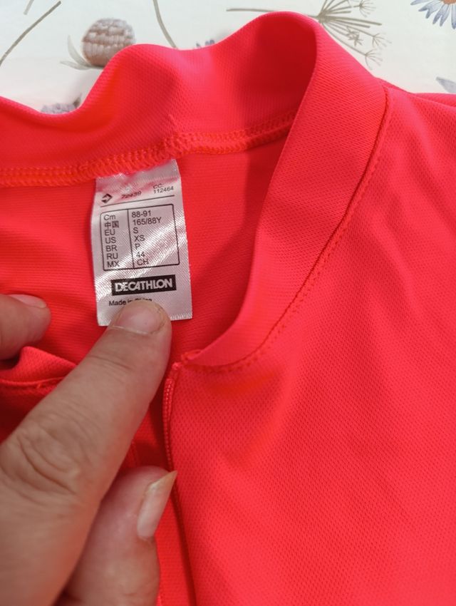 Camiseta Decathlon ciclismo salmón 