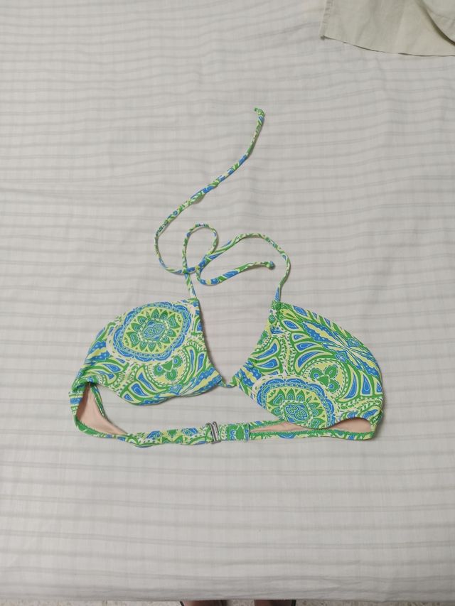 Bikini azul y verde