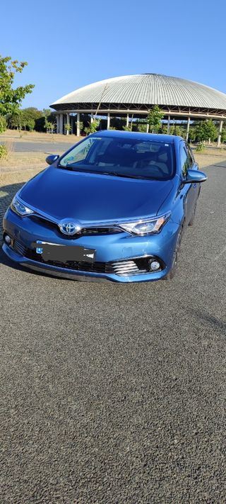 Toyota Auris 2015