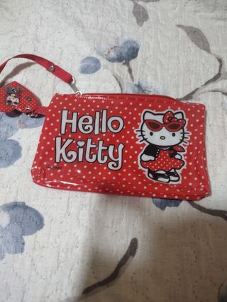 Monedero Hello Kitty - Rojo con lunares blancos