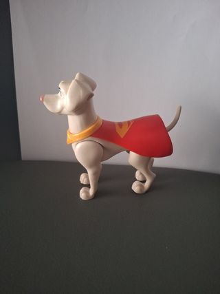 Figura Perro Superman