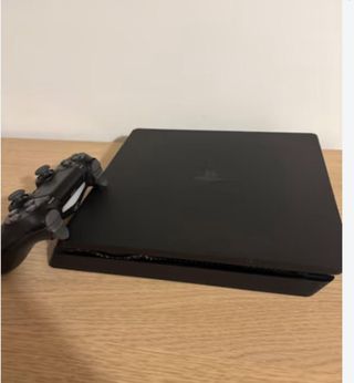 PS4 (PlayStation 4) negra - Impecable