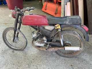 Derbi Antorcha del año 1976. 
Con documentación. 