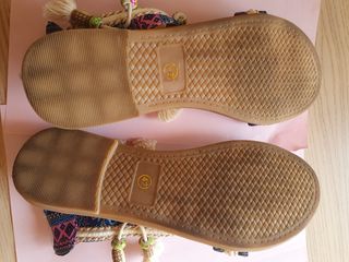 Sandali estivi stile hippie