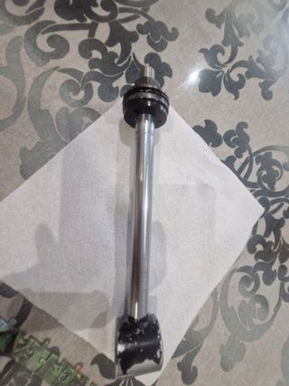 Piston central Power Trim Showa