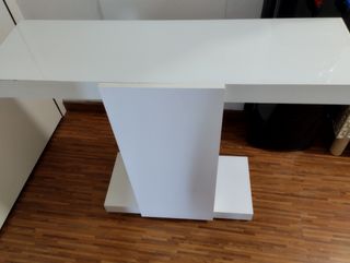 Mueble recibidor blanco