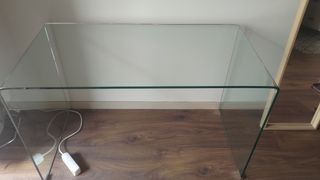 Escritorio en cristal templado