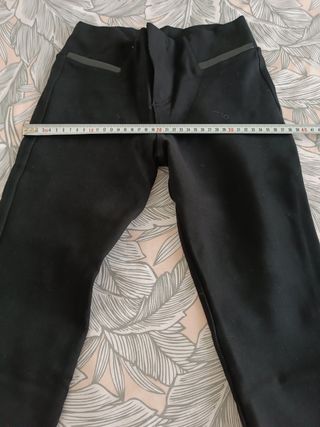 Pantalones negros pitillo