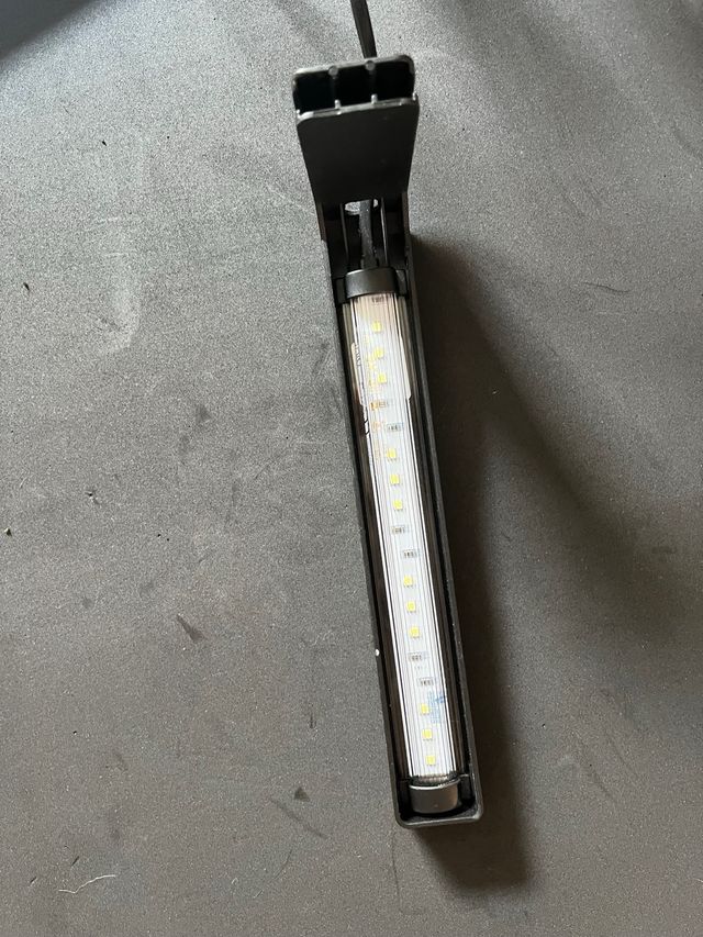 Lámpara acuario LED