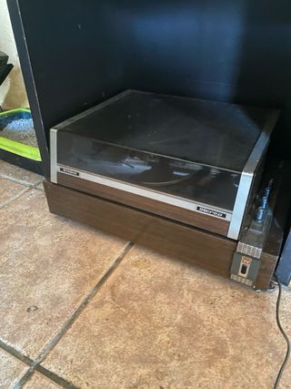 Tocadiscos Osara & Wremen antiguos