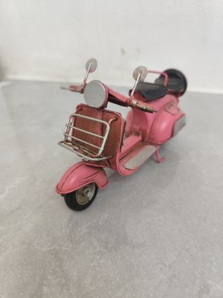 Moto Vespa Vintage Rosa Decorativa