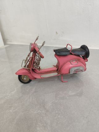 Moto Vespa Vintage Rosa Decorativa