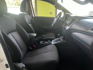 Mitsubishi L 200 2.2 DI-D  M-PRO Doble cabina 6AT 