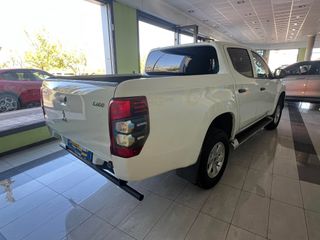Mitsubishi L 200 2.2 DI-D  M-PRO Doble cabina 6AT 