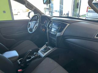 Mitsubishi L 200 2.2 DI-D  M-PRO Doble cabina 6AT 