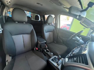 Mitsubishi L 200 2.2 DI-D  M-PRO Doble cabina 6AT 