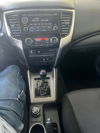 Mitsubishi L 200 2.2 DI-D  M-PRO Doble cabina 6AT 