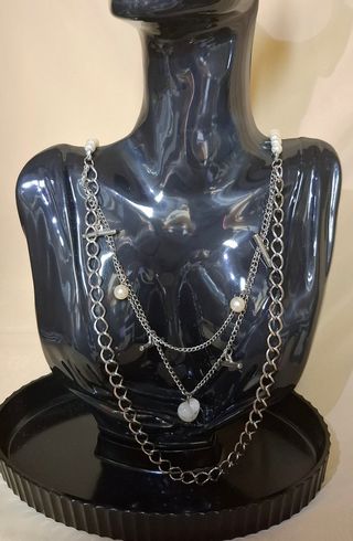 Collana multifilo con ciondolo a cuore