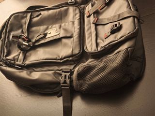 Mochila Viaje USB Negra - Multifuncional