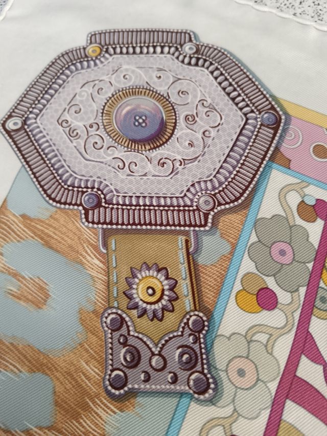 Foulard Hermes 2009 "La Femme aux Semelles de vent