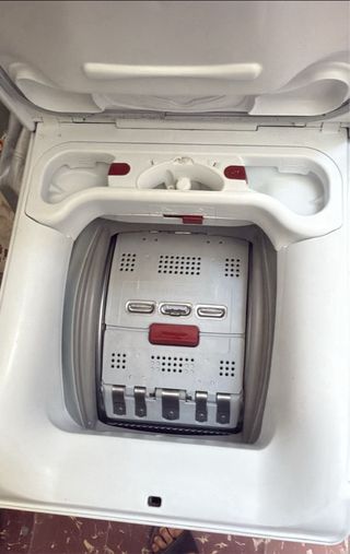 Lavadora AEG 7kg carga superior