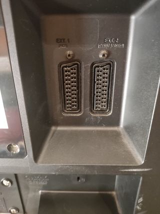 TV Philips 32" negra