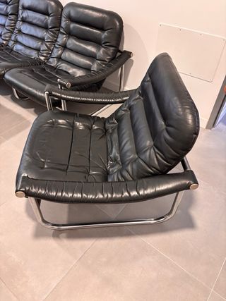 Sofá 3 plazas piel negra + 2 sillones + mesa