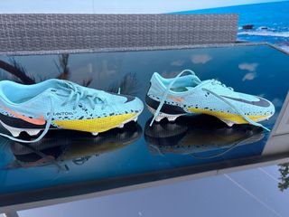Zapatillas Nike Phantom césped artificial talla 40