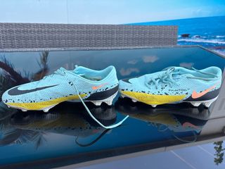 Zapatillas Nike Phantom césped artificial talla 40