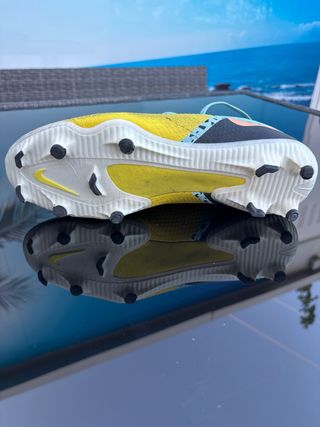 Zapatillas Nike Phantom césped artificial talla 40