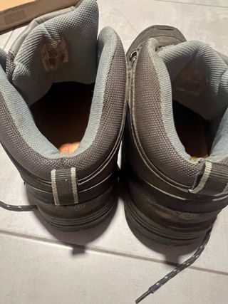 Botas montaña mujer Boriken usadas talla 39