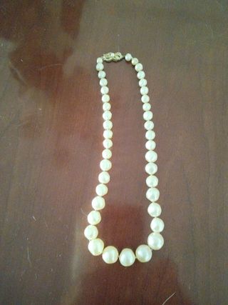 Collar perlas grandes blanco