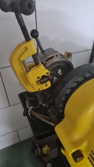 Máquina de roscar Rems Magnum  + Soporte Herkules 