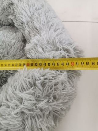 Cama redonda gris para mascotas