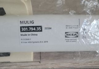 Barra Ikea extensible blanca. 60 - 90 cm