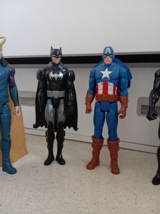 Superhéroes Marvel muñecos