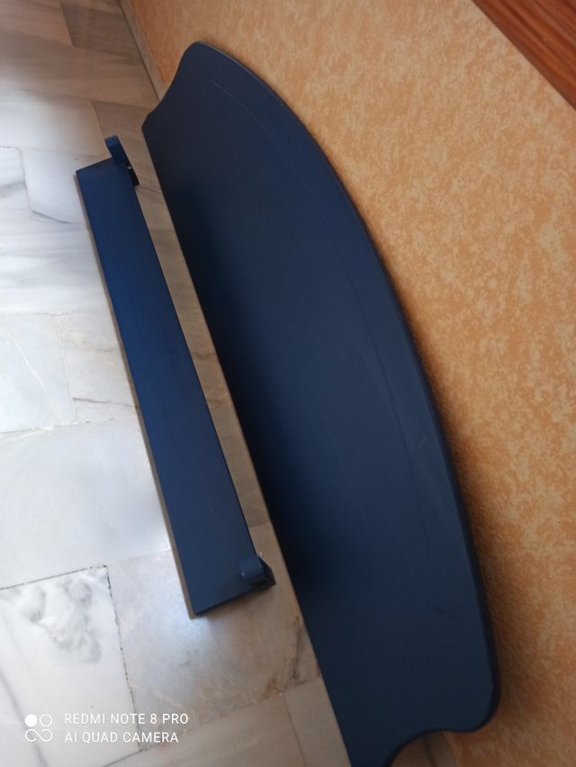 Protector de pared+estantería