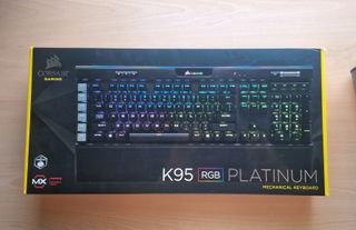 Corsair K95 RGB Platinum - Teclado Gaming Mecanico