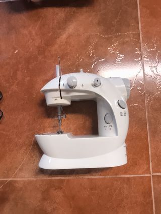 Máquina de Coser Genius