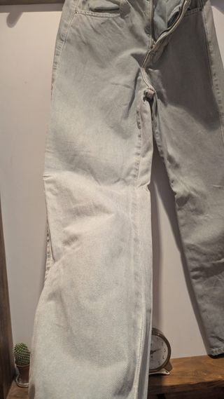 Vaqueros Zara azul claro 